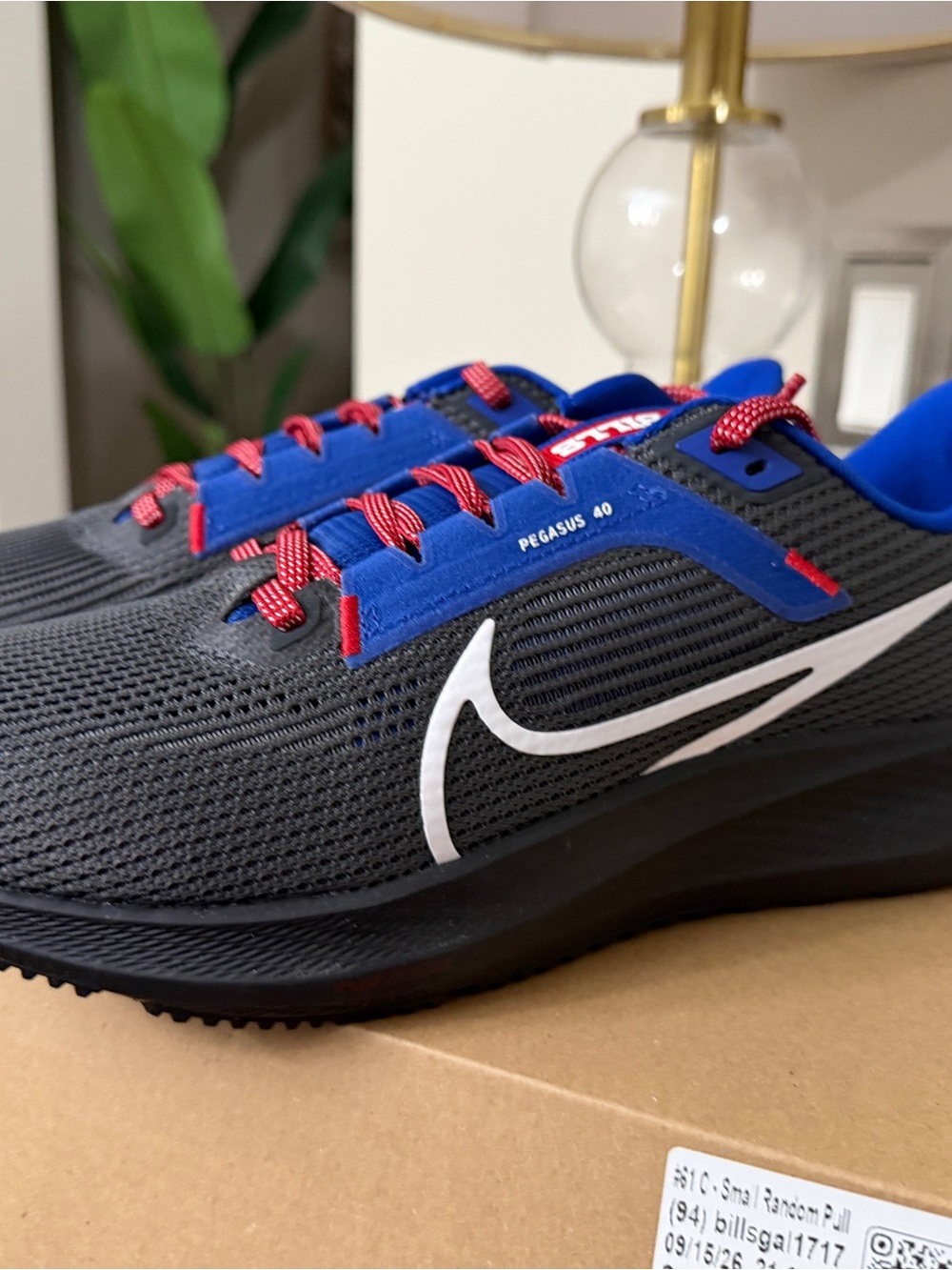 Nike Men's Pegasus 40 Sneakers - Buffalo Bills Black/Blue/Red/White